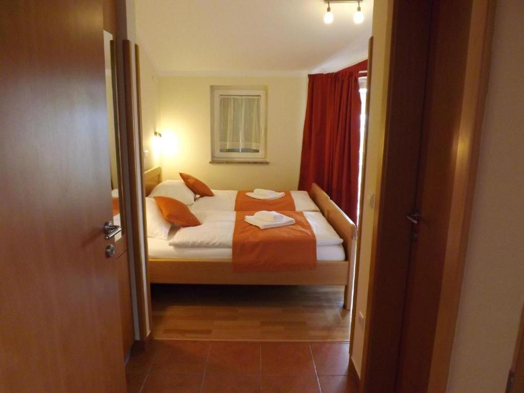 מאלינסקה B&B Pansion Vago מראה חיצוני תמונה