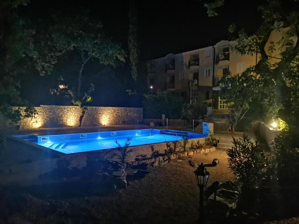 מאלינסקה B&B Pansion Vago מראה חיצוני תמונה